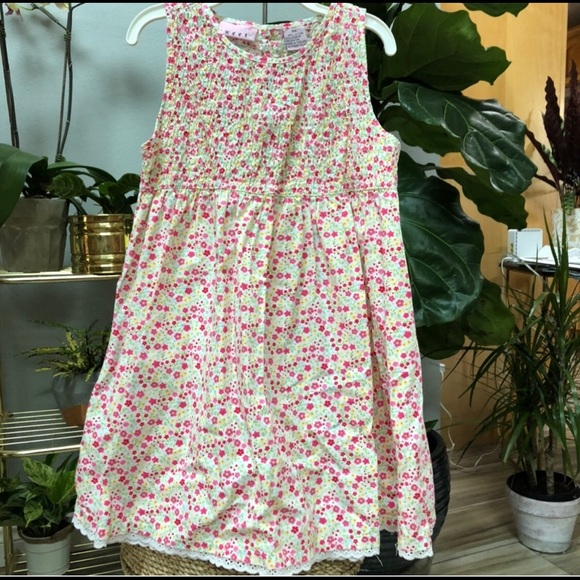 Other - Girls floral dress